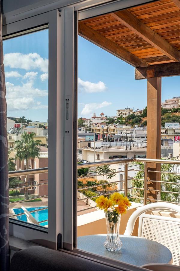 Theos Village Apartments Като Дарацо Екстериор снимка