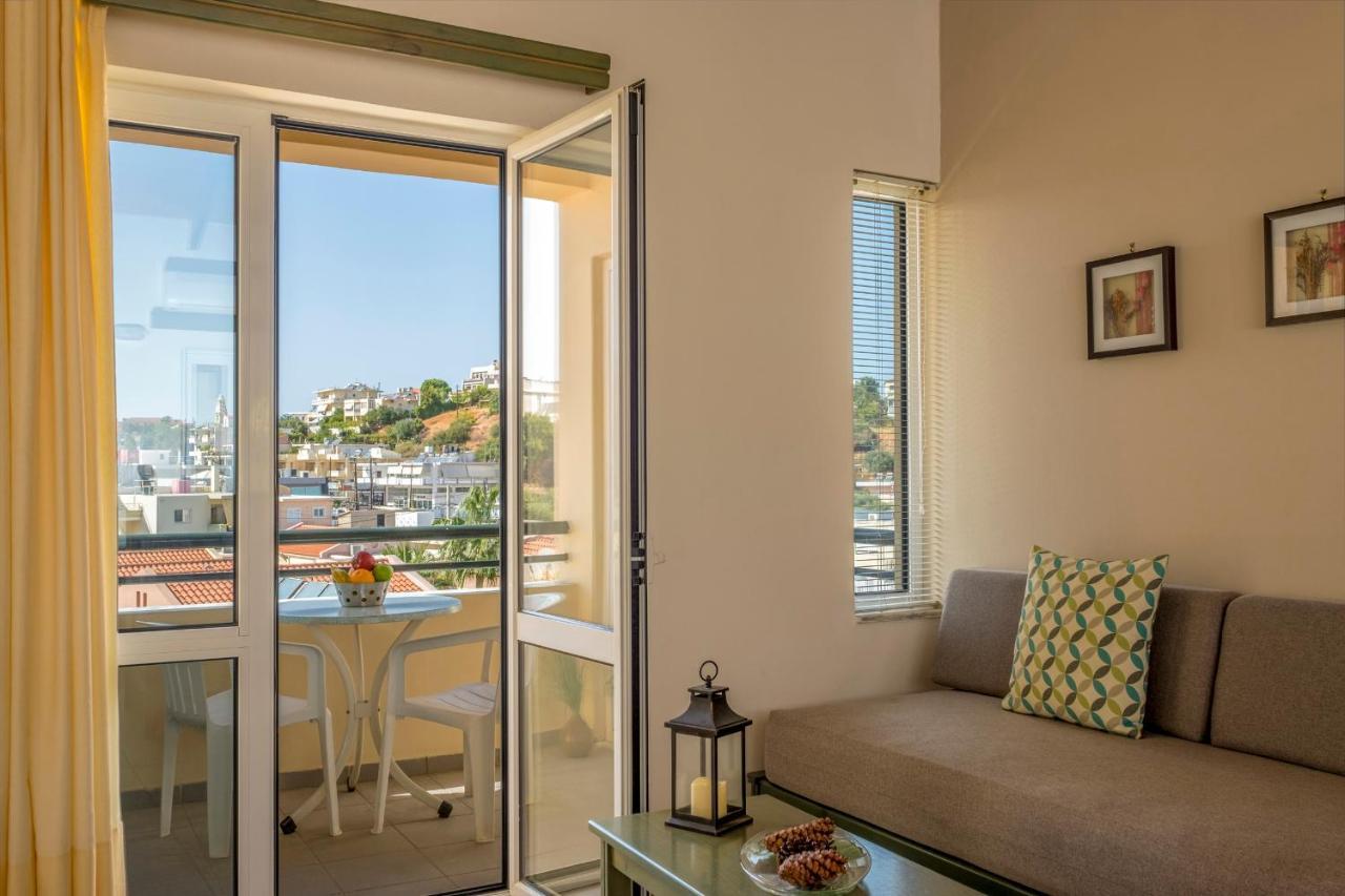 Theos Village Apartments Като Дарацо Екстериор снимка