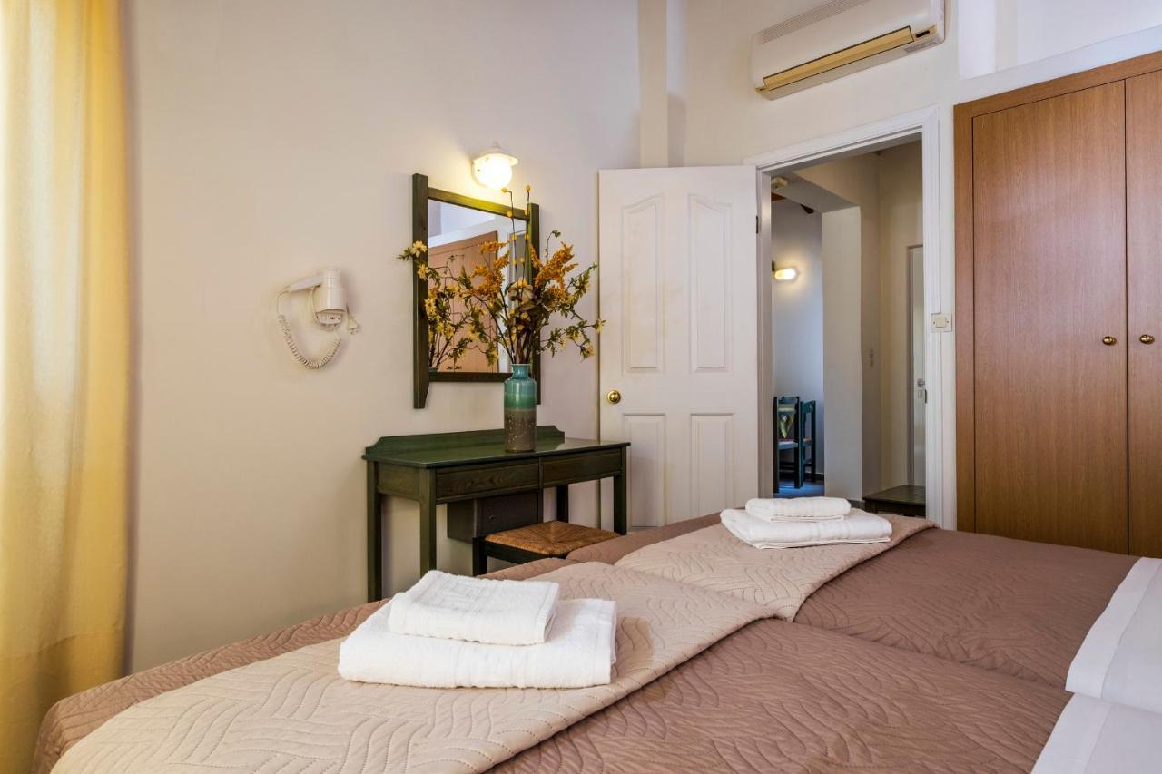 Theos Village Apartments Като Дарацо Екстериор снимка