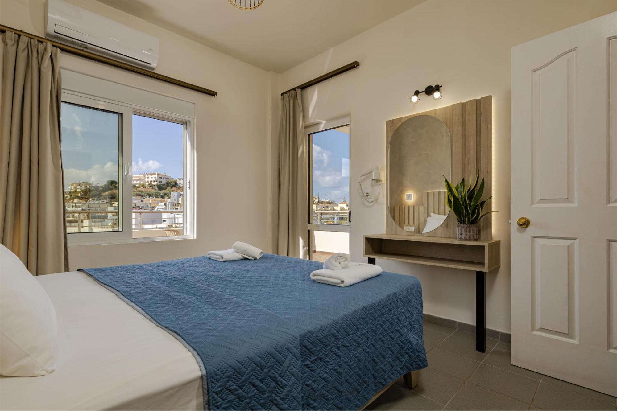 Theos Village Apartments Като Дарацо Екстериор снимка
